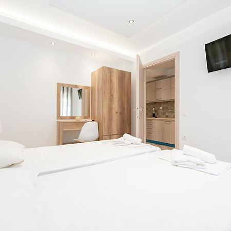 Milonas House Apartments Paralia Dionysiou Ngoại thất bức ảnh