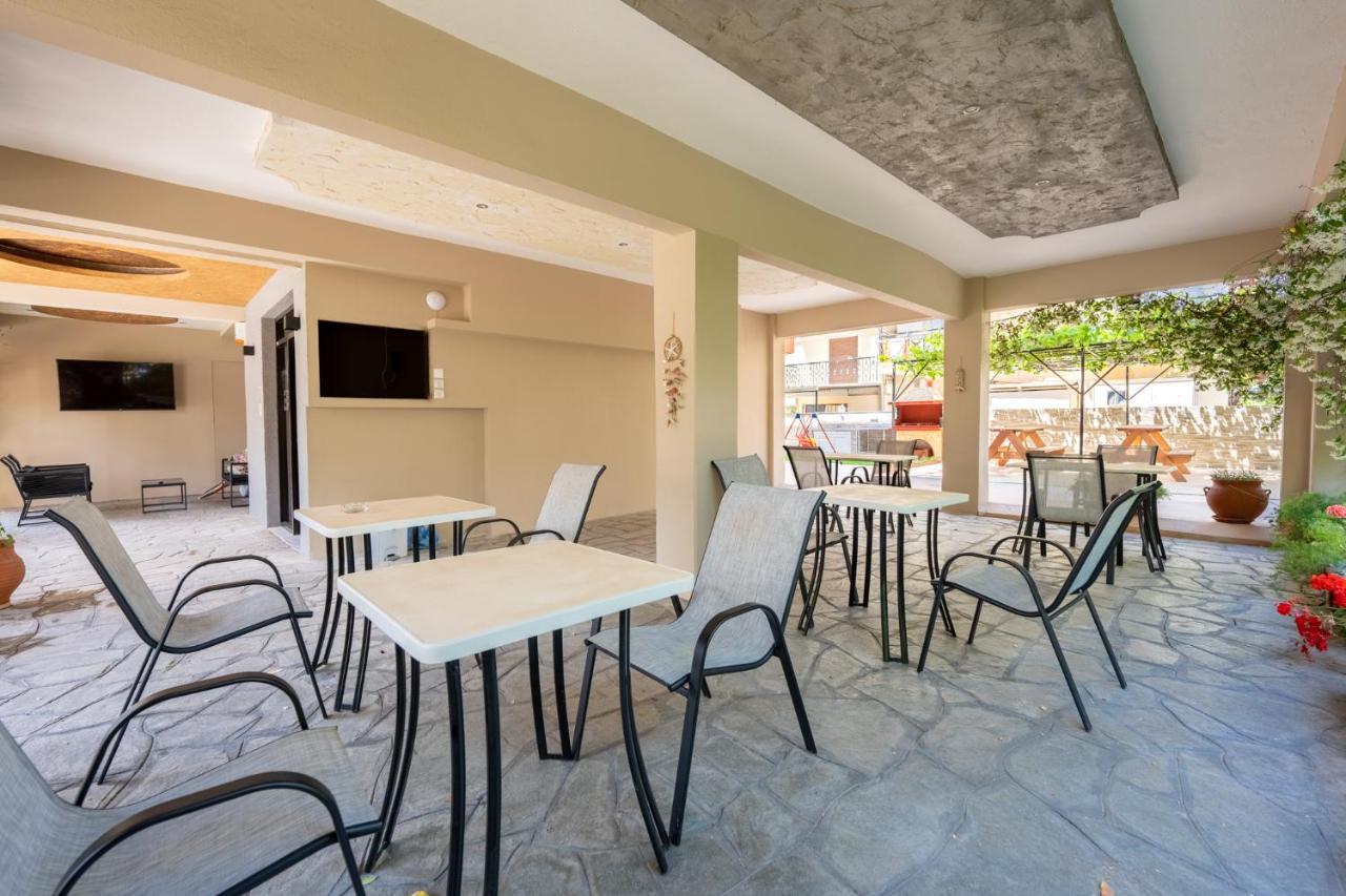 Milonas House Apartments Paralia Dionysiou Ngoại thất bức ảnh