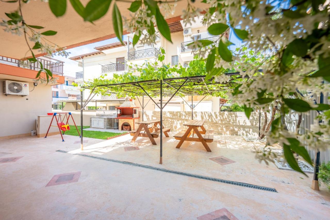 Milonas House Apartments Paralia Dionysiou Ngoại thất bức ảnh