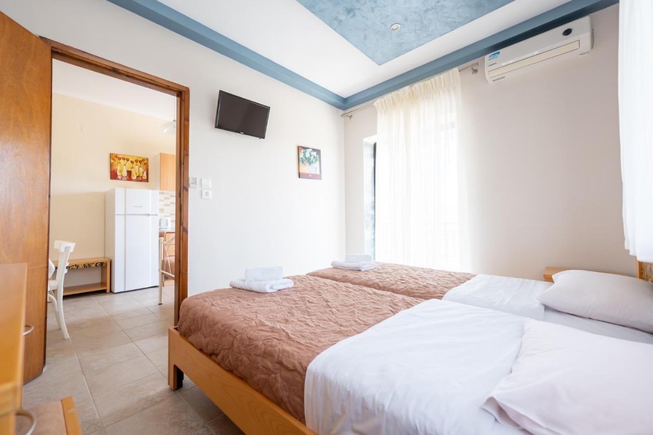 Milonas House Apartments Paralia Dionysiou Ngoại thất bức ảnh