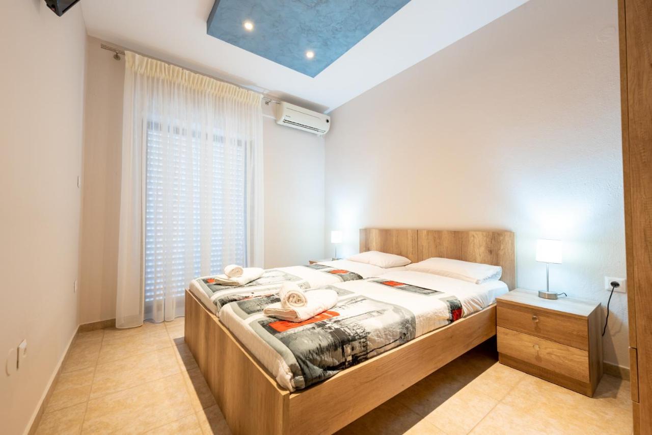 Milonas House Apartments Paralia Dionysiou Ngoại thất bức ảnh