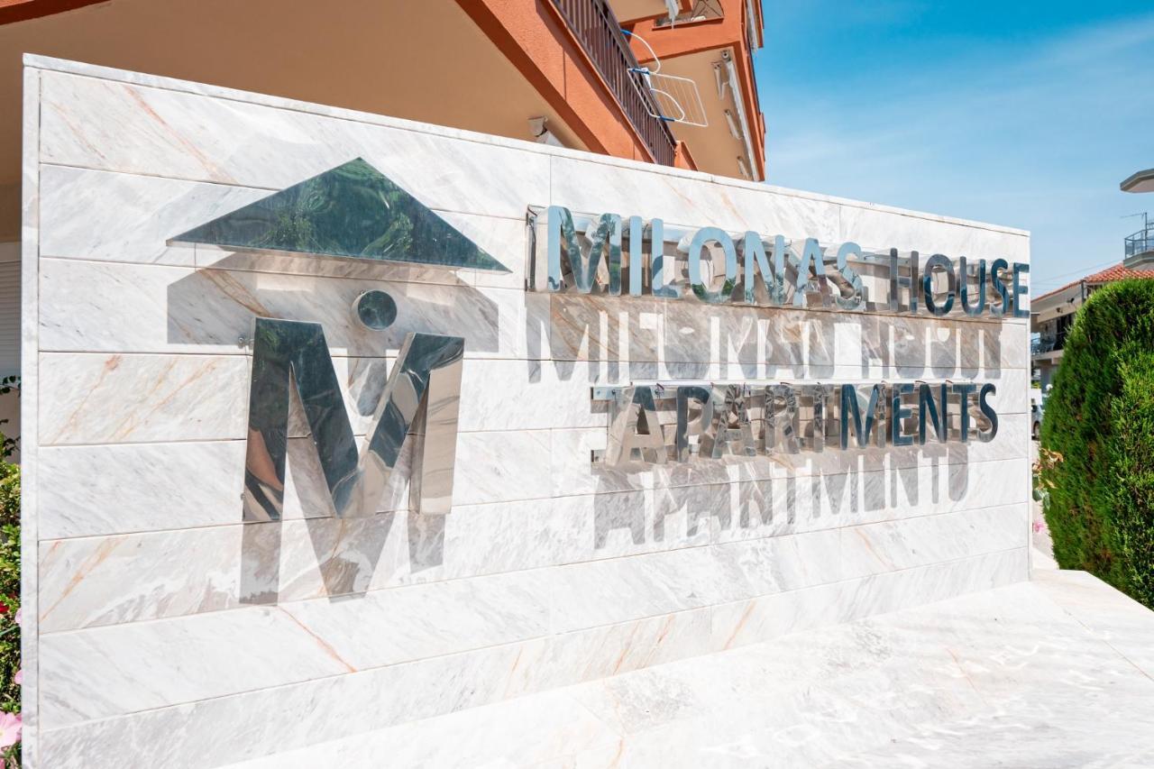 Milonas House Apartments Paralia Dionysiou Ngoại thất bức ảnh