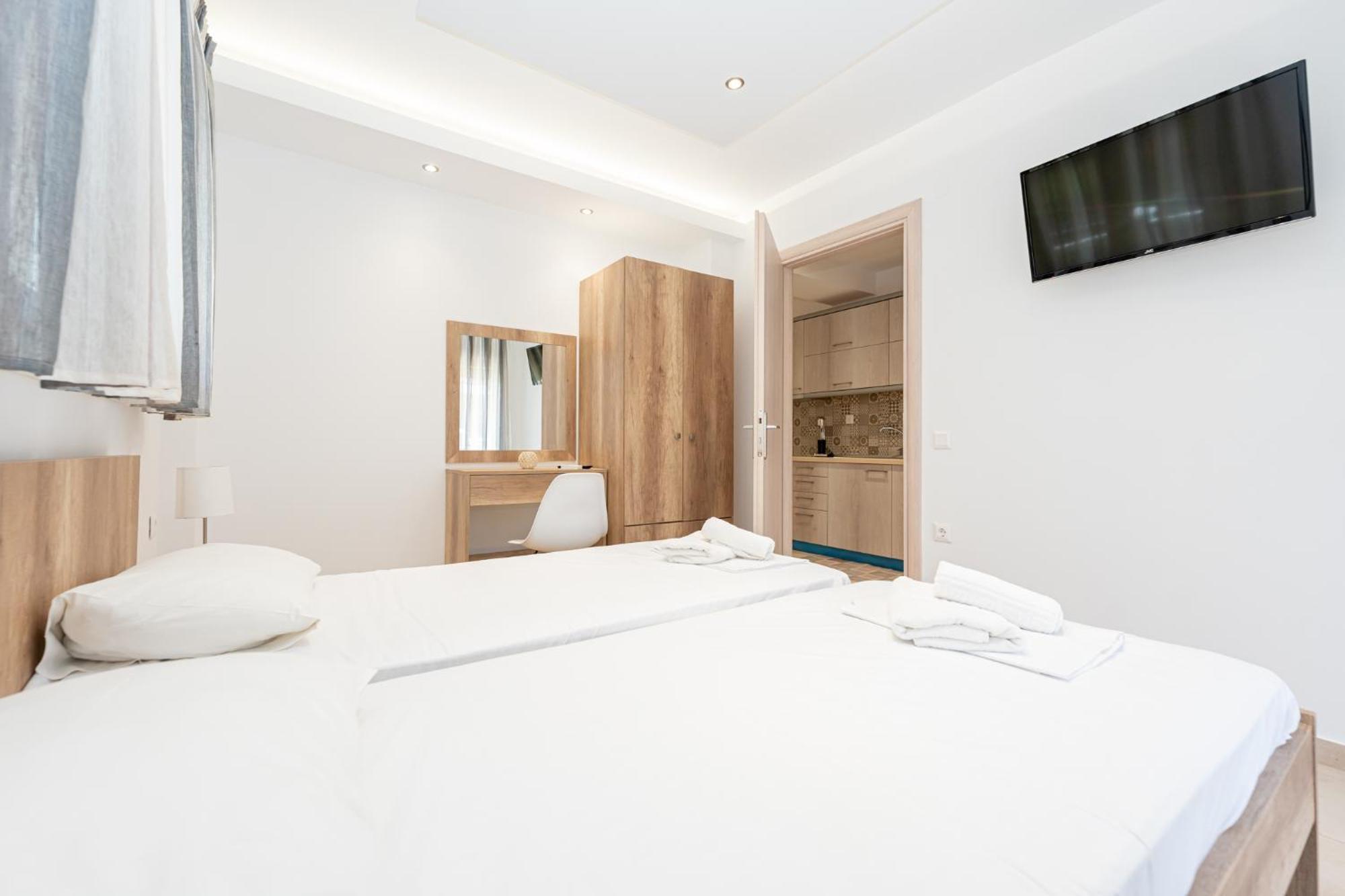 Milonas House Apartments Paralia Dionysiou Ngoại thất bức ảnh